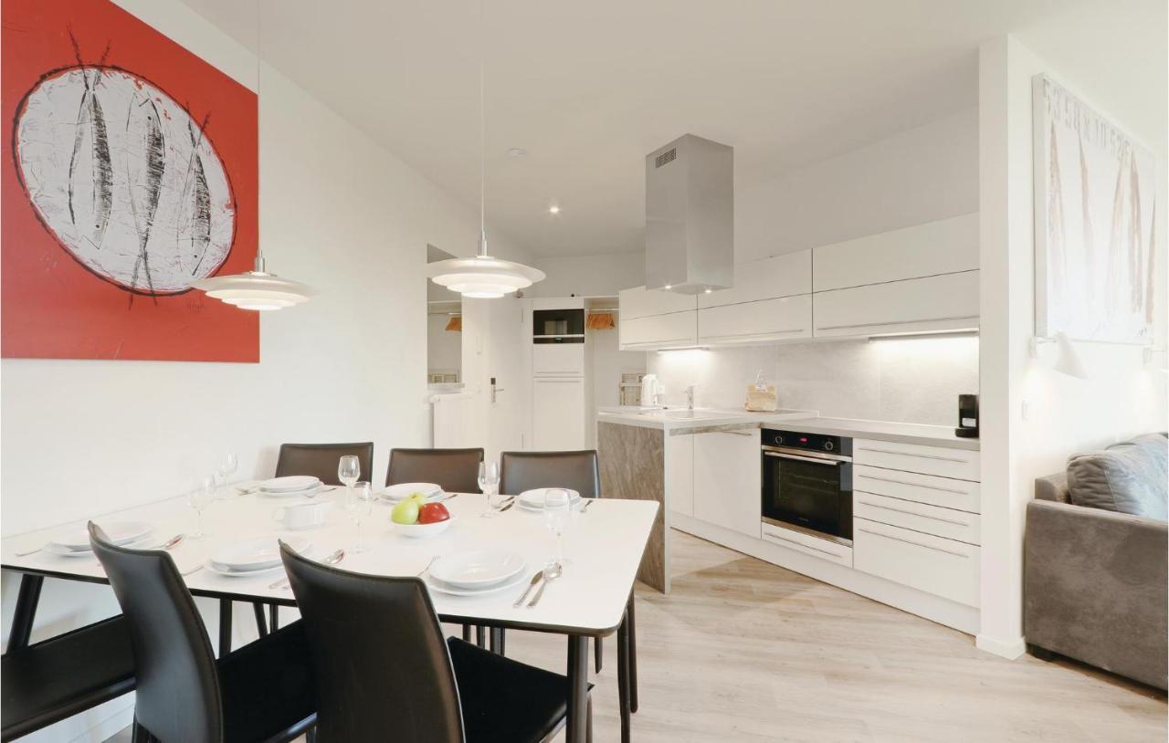 Cozy Apartment In Luebeck Travemuende With Sauna ภายนอก รูปภาพ